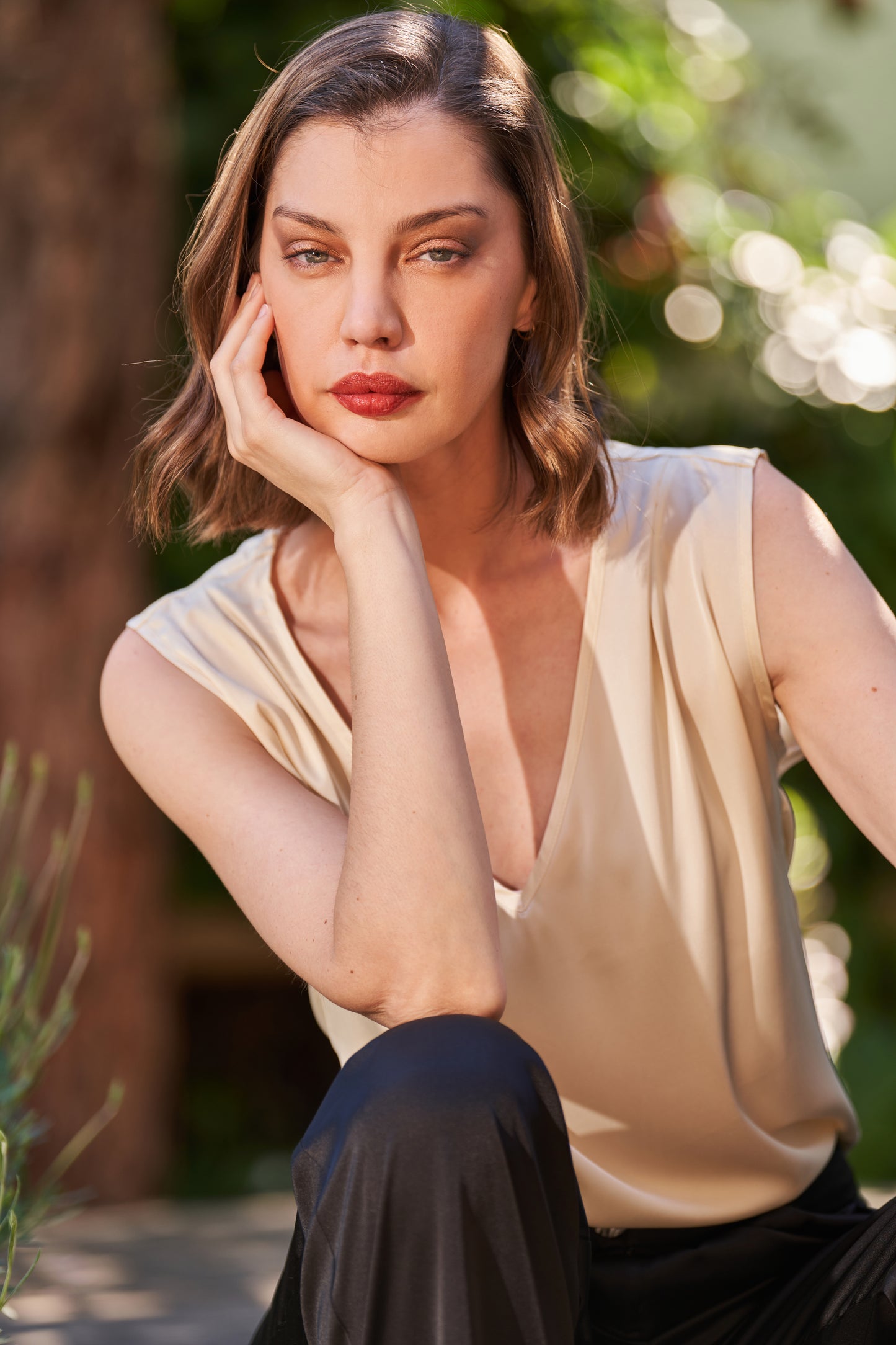 Seed-Pearl V-Neck Top