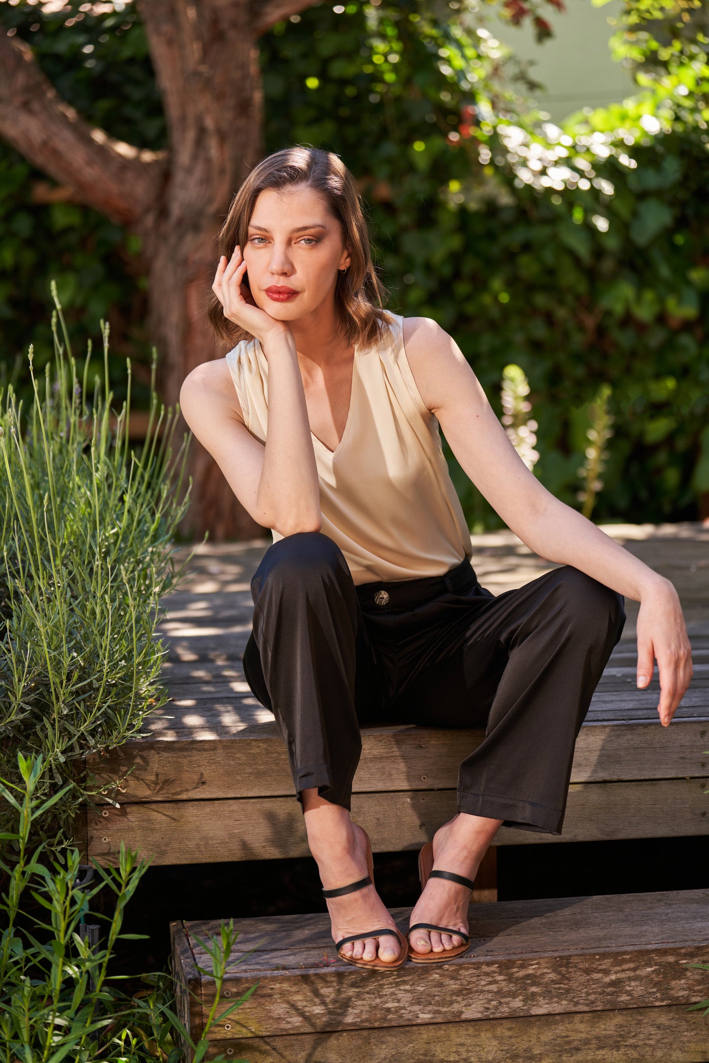 Seed-Pearl V-Neck Top